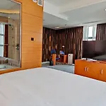 Holiday Inn Express Beijing Huacai By Ihg