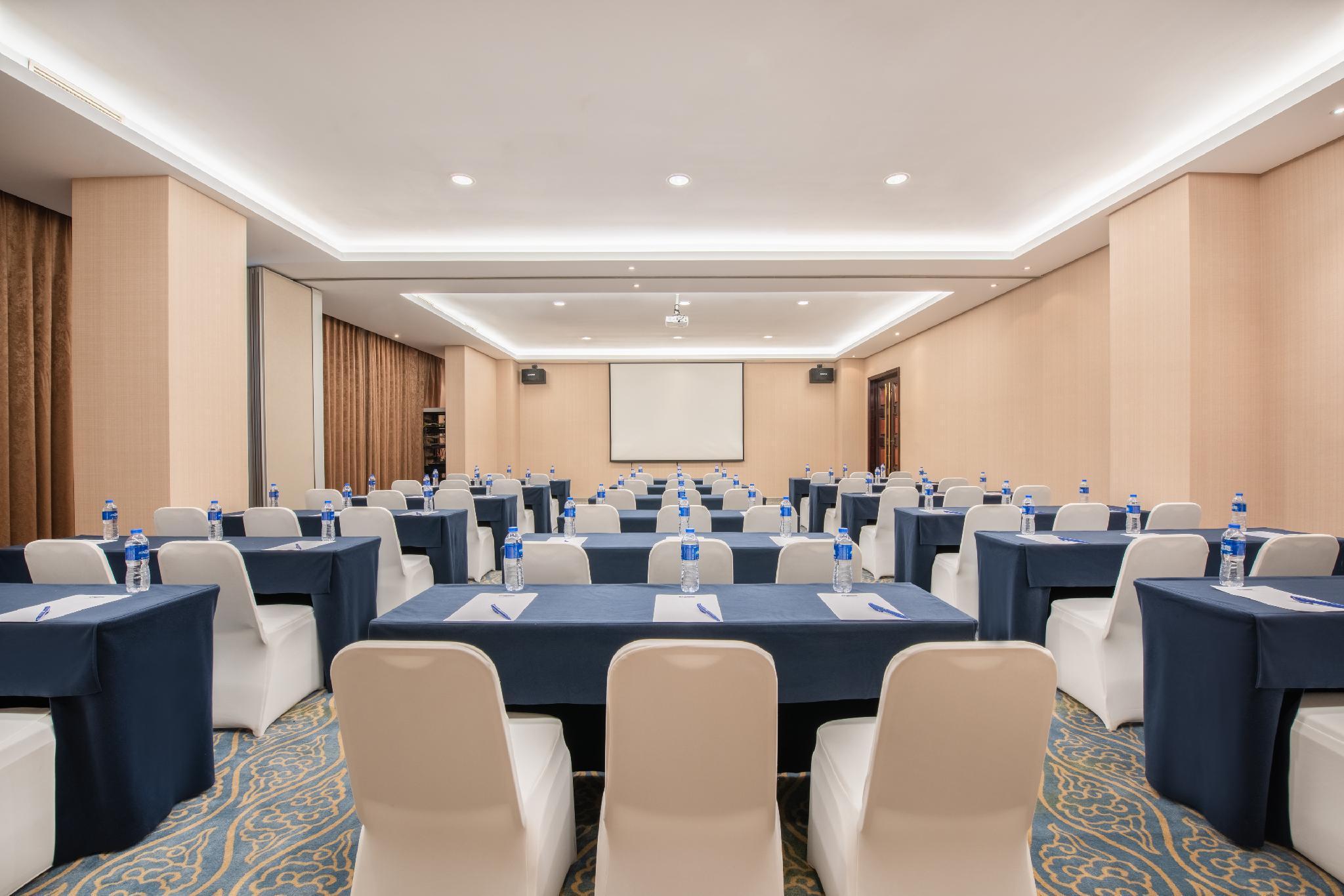 Express Huacai By Ihg 4* Peking