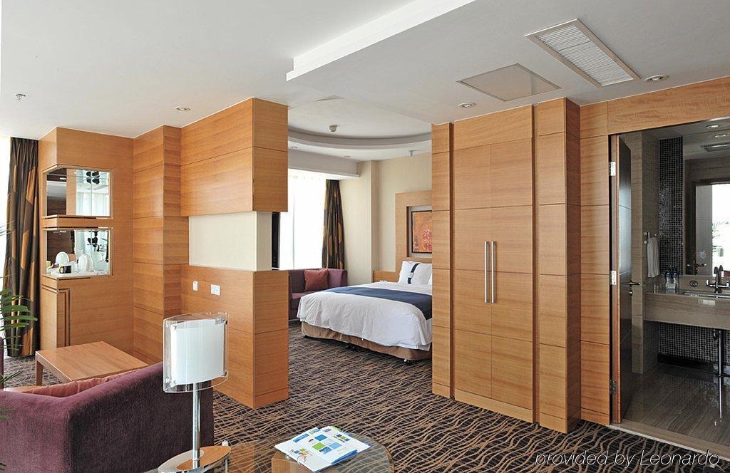 Hotel Express Huacai By Ihg 4*