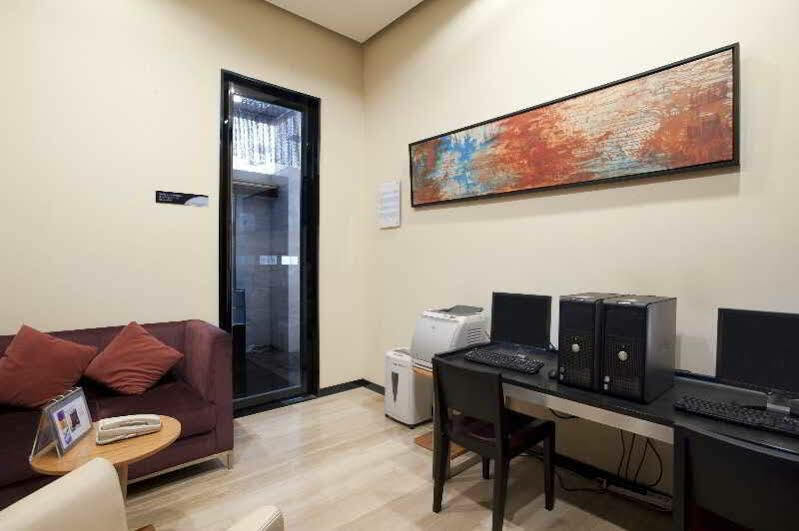 Express Huacai By Ihg 4*