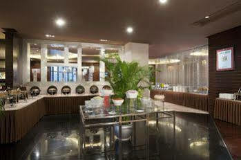 Express Huacai By Ihg 4* Peking