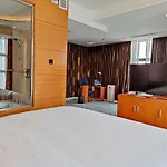 Holiday Inn Express Beijing Huacai By Ihg
