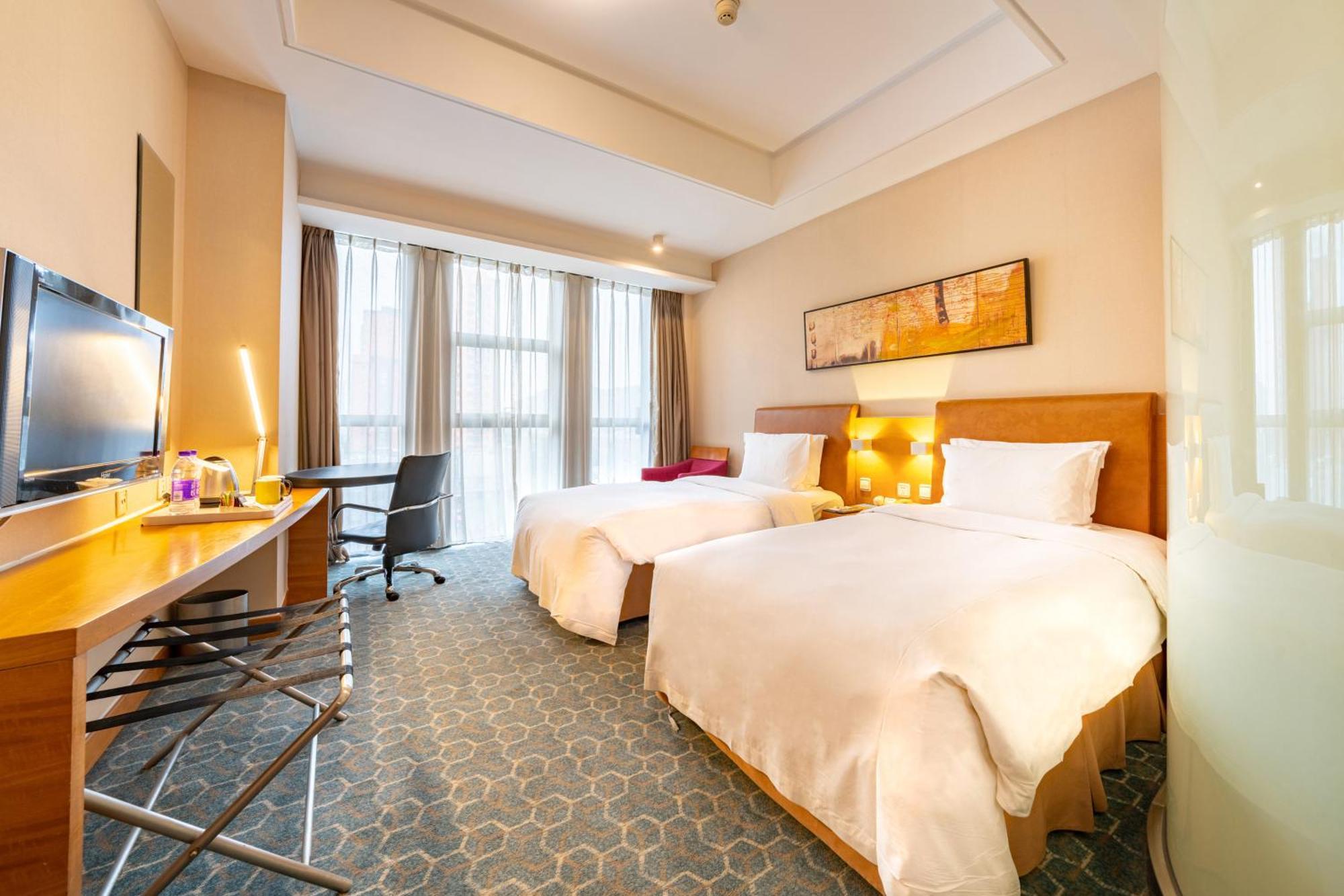 Hotel Express Huacai By Ihg